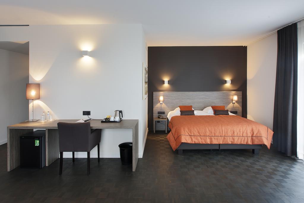 Park Hotel Montreal Mechelen Quarto foto